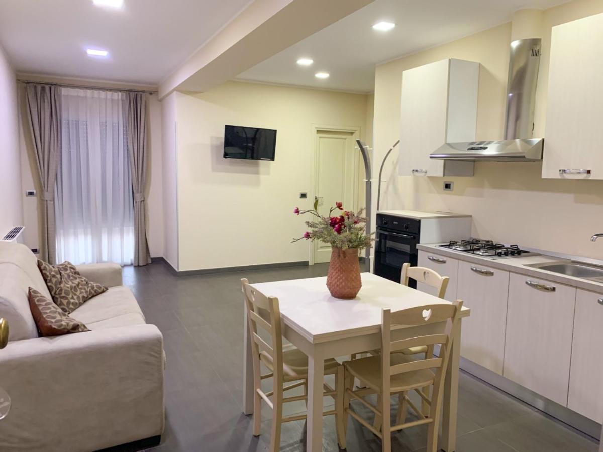 Bla Bla B&B Taurianova Buitenkant foto