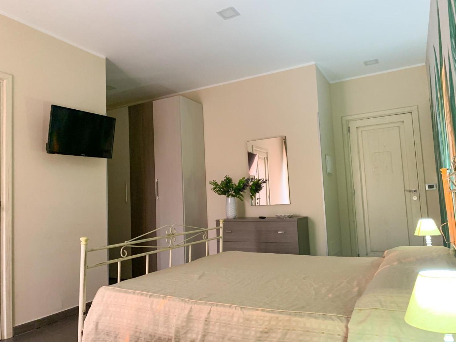 Bla Bla B&B Taurianova Buitenkant foto